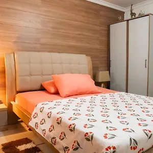 Elegante Apartamento: Sabaneta